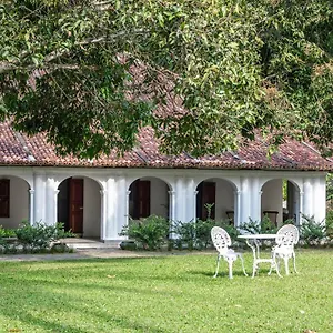 Hotel Adigars Manor